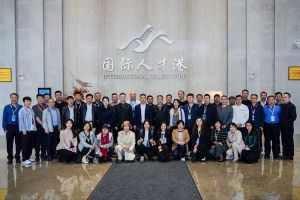 陕西省工业和信息化厅一行领导莅临江南官方网页版_江南（中国）官方集团考察参观